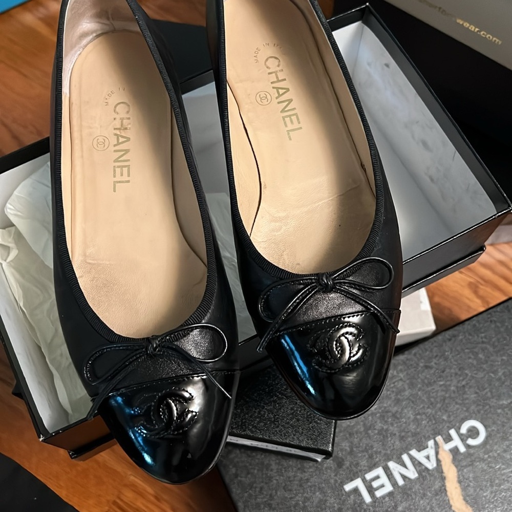 Chanel ballerina flats